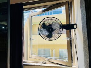 窓 開閉窓 秋葉原貸しホール 秋葉原イベントスペース コロナウイルス対策 換気環境