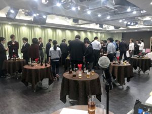 新年会の会場 パーティー 