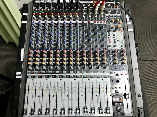 音響機材 ミキサー