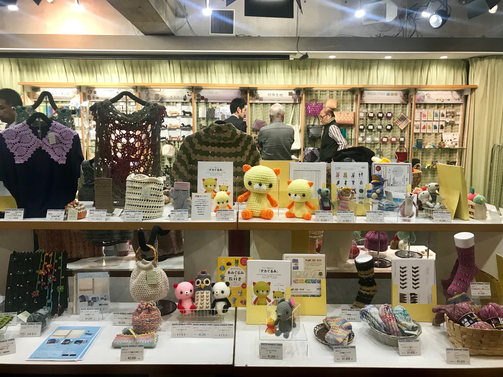 展示会会場 ワークショップ 物販会場